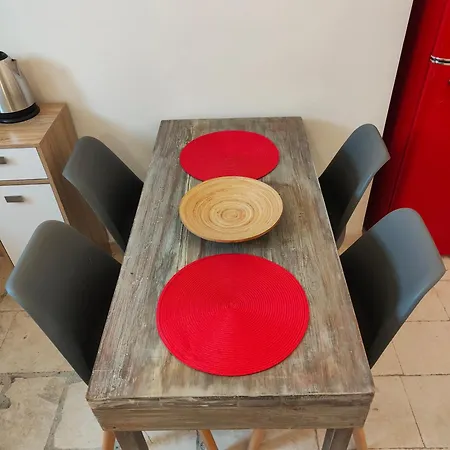 Σπίτι διακοπών Chez Liart 1 *